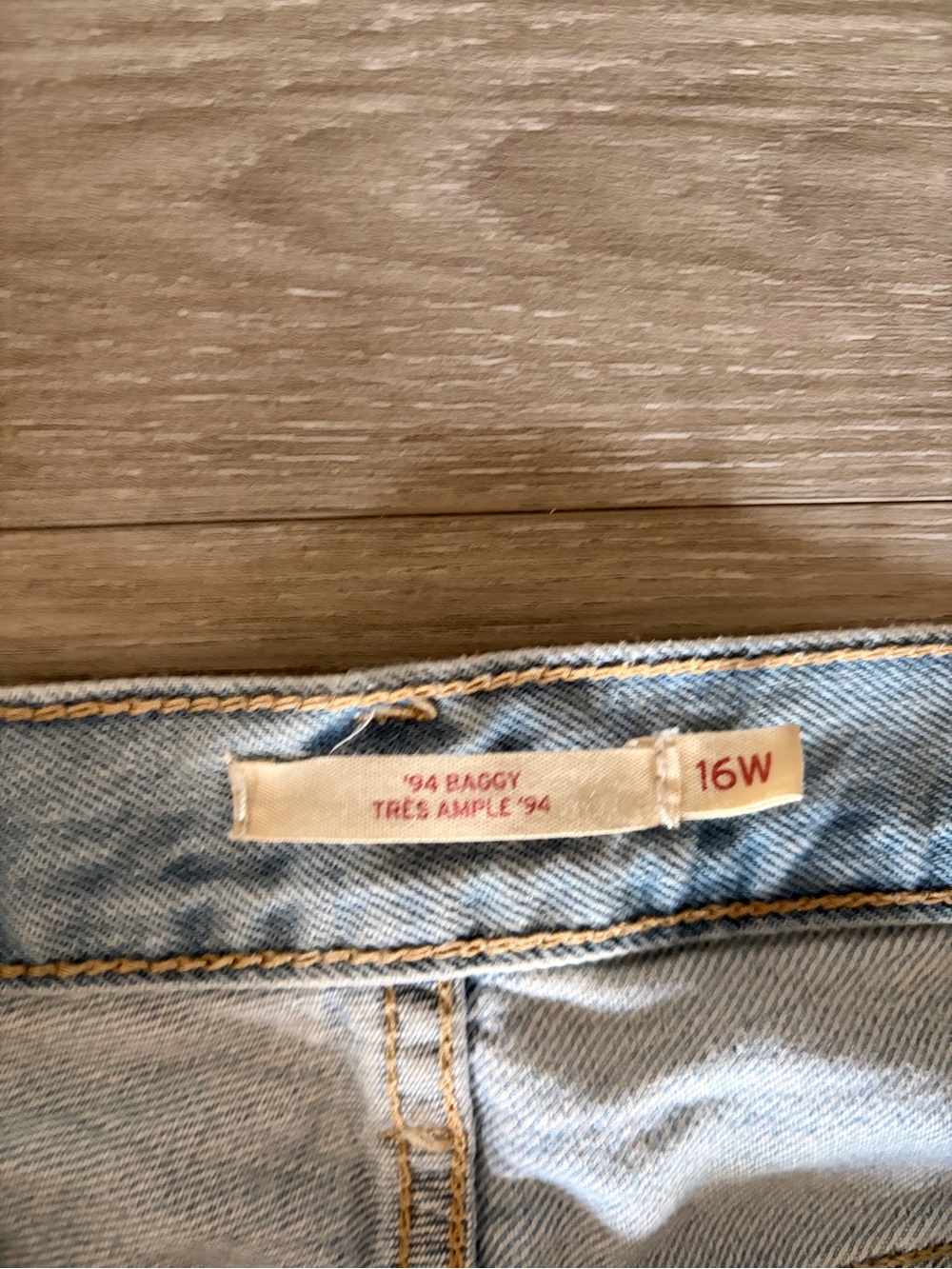 Levi's Light Blue Wide Leg Jeans - Picture 3 of 4